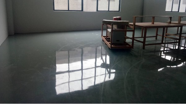 南海三瑩燈飾有限公司選用地衛(wèi)士環(huán)氧地坪漆工程