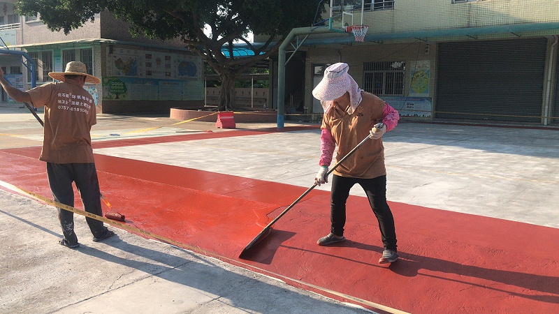 壓克力運(yùn)動場地坪施工