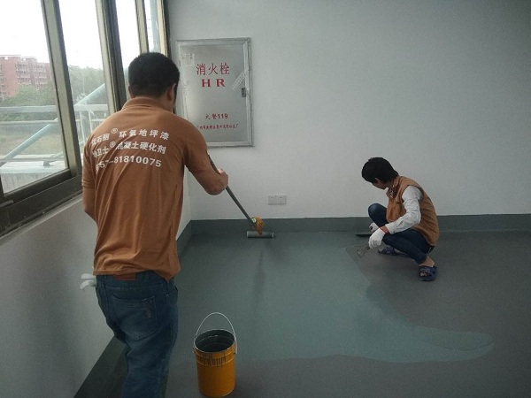 地坪漆施工,地坪施工工程,地衛(wèi)士地坪,佛山地坪漆施工,高耐磨止滑地坪