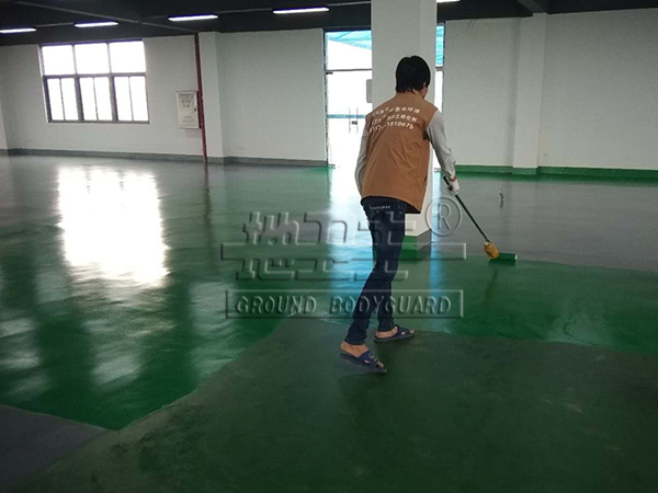 地坪漆施工,地坪施工工程,地衛(wèi)士地坪,佛山地坪漆施工,高耐磨止滑地坪