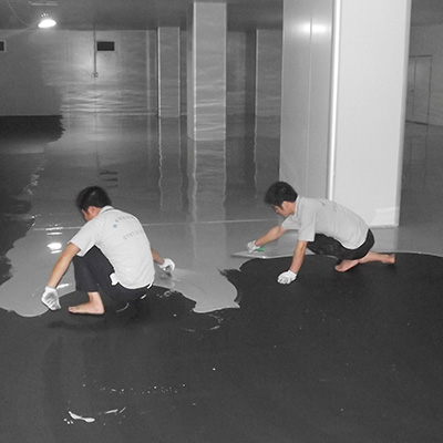 防靜電面漆層施工