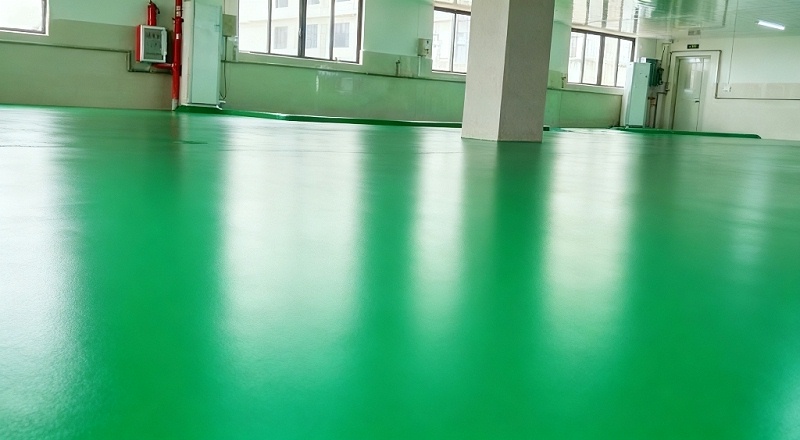 裝卸區(qū)選用“地衛(wèi)士”環(huán)氧超耐磨防滑地坪漆完工效果圖