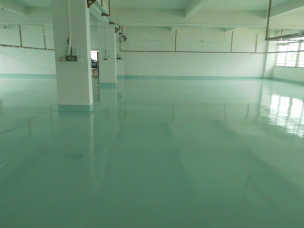 為何某些地區的地坪漆包工包料價格如此低價？