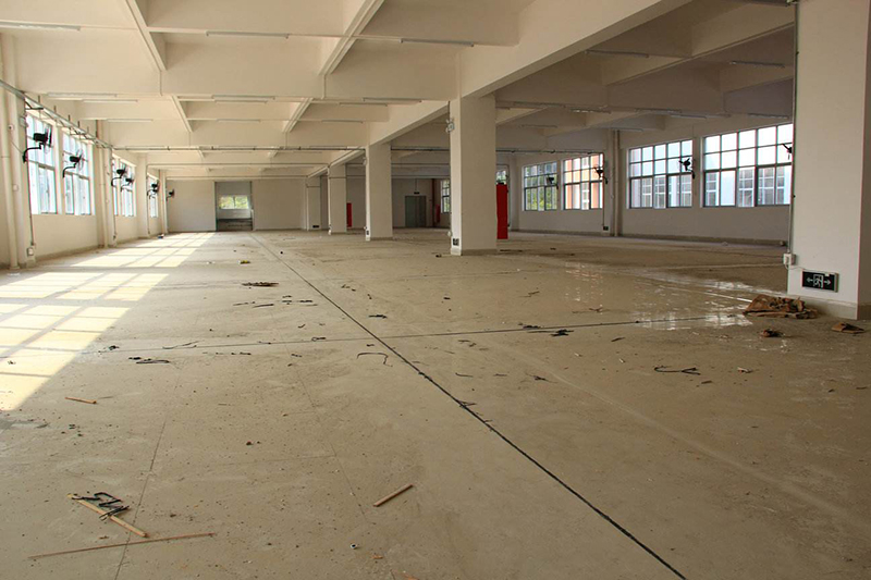 環氧地坪漆可以在瓷磚上用嗎,環氧地坪漆,地坪漆工程,地衛士地坪漆,佛山環氧地坪漆,瓷磚地面,地坪漆施工,廠房地坪漆,車間環氧地坪漆