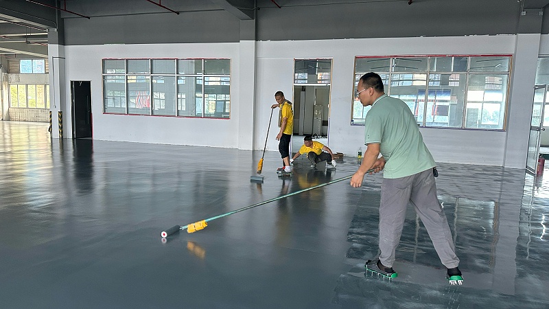 廣東佛山某科技公司“地衛士”防靜電超耐磨砂漿自流平型地坪漆 施工圖一角